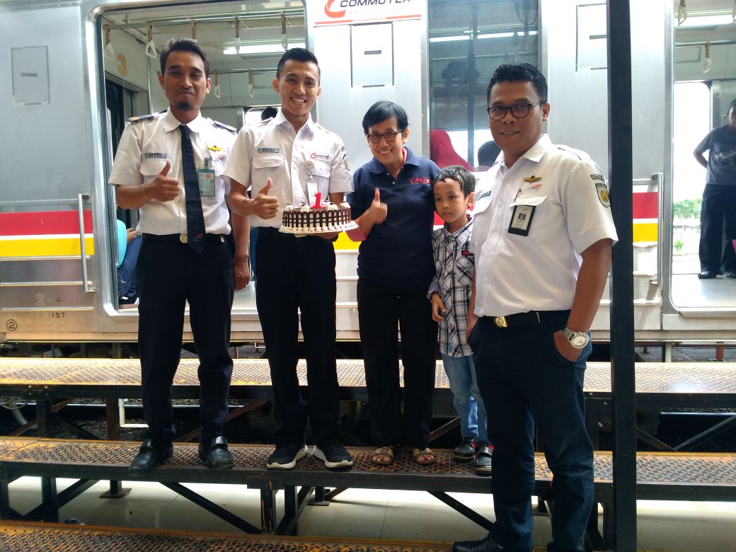 REVIEW : 1 Tahun KRL Commuter Line Rangkasbitung - Tanah 